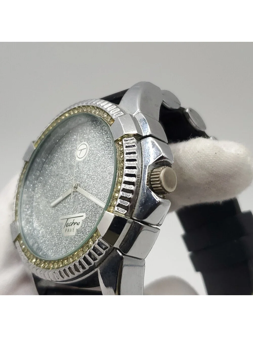 Techno Pave Mens Watch Silver Dial 45mm New Battery